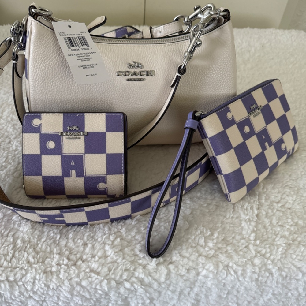 Coach Teri Checkerboard with straps with Corner Zip Wristlet and Snap Wallet . - Picture 3 of 10
